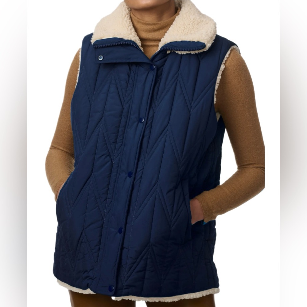 BERNARDO/Chevron Quilted Faux Shearling Lined/Reversible Vest/SIZE XL